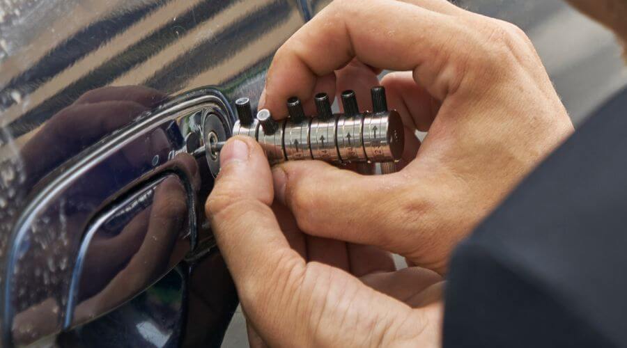 Professional New roof installation in Melvern, KS